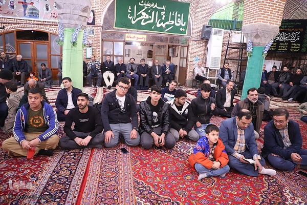 محفل انس با قرآن کریم با حضور قاری مصری در تبریز‎