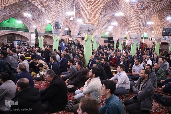 محفل انس با قرآن کریم با حضور قاری مصری در تبریز‎