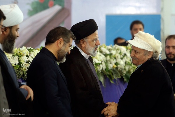 بیست و نهمین آئین تکریم خادمان قرآن کریم