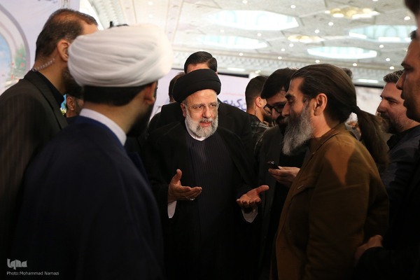 بیست و نهمین آئین تکریم خادمان قرآن کریم