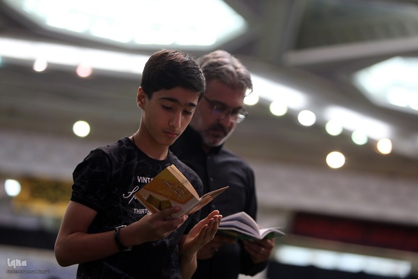 مراسم شب قدر در مصلی تهران