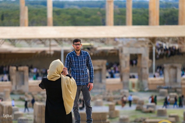 تخت جمشید میزبان مهمانان نورورزی
