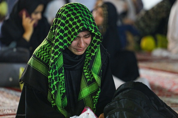 مراسم احیای شب قدر در شاهچراغ