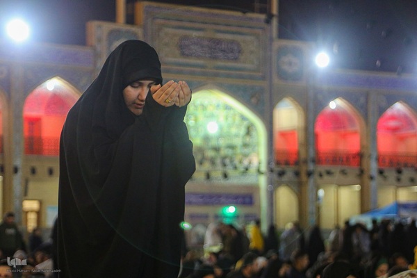 مراسم احیای شب قدر در شاهچراغ