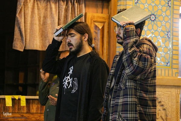 مراسم احیای شب قدر در شاهچراغ