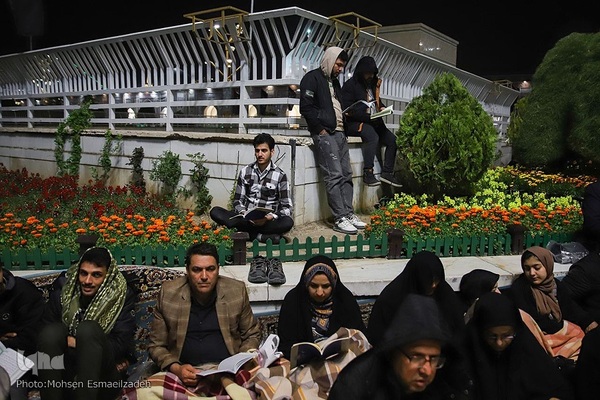 احیای شب ۲۱ رمضان در حرم مطهر رضوی