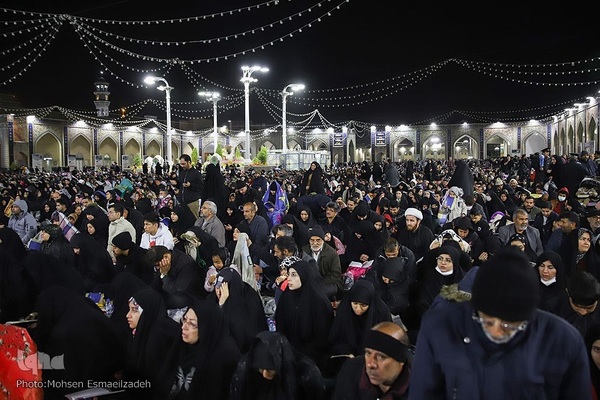 احیای شب ۲۱ رمضان در حرم مطهر رضوی