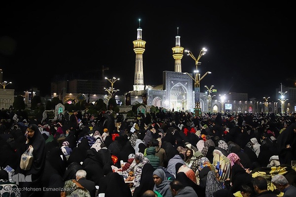 احیای شب ۲۱ رمضان در حرم مطهر رضوی
