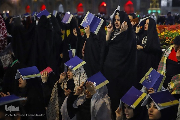 احیای شب ۲۱ رمضان در حرم مطهر رضوی