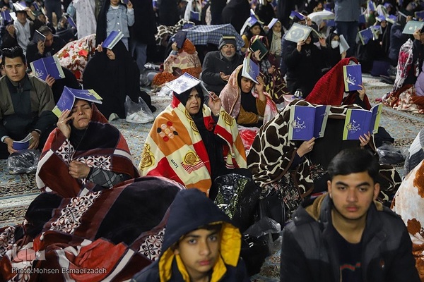 احیای شب ۲۱ رمضان در حرم مطهر رضوی