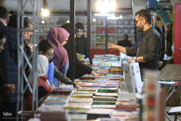 سیزدهمین روز برگزاری نمایشگاه قرآن کریم