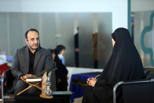 بازدید معاون فرهنگی و اجتماعی وزیر علوم از نمایشگاه قرآن