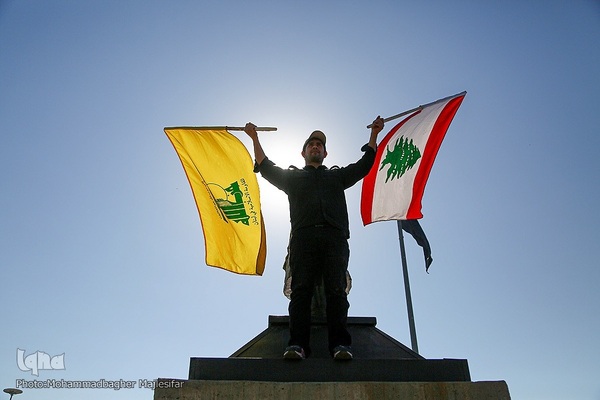 آیین تشییع و خاکسپاری پیکر شهید زاهدی در اصفهان