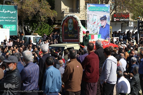 آیین تشییع و خاکسپاری پیکر شهید زاهدی در اصفهان