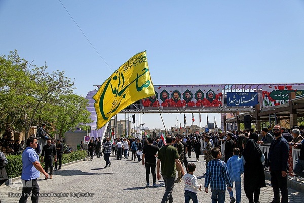 آیین تشییع و خاکسپاری پیکر شهید زاهدی در اصفهان