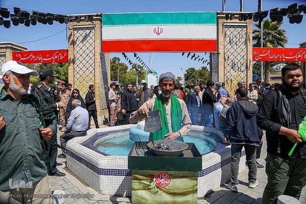 آیین تشییع و خاکسپاری پیکر شهید زاهدی در اصفهان