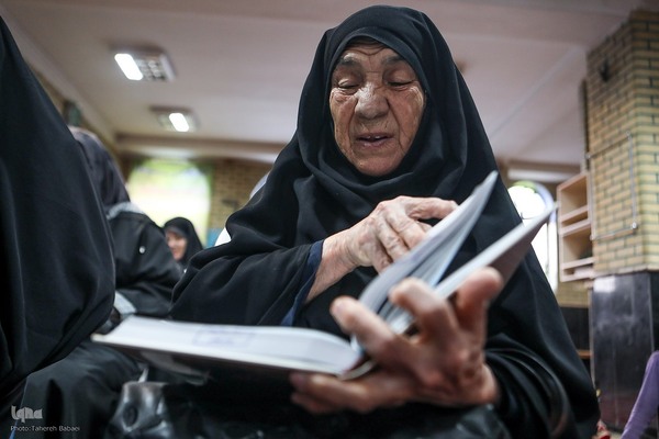 محفل انس با قرآن در مسجد سیدالشهدا