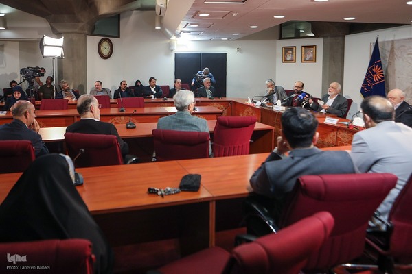 بررسی «مفاتیح الجنان» در نشست صد کتاب ماندگار قرن