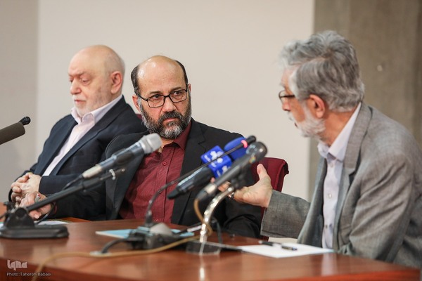 بررسی «مفاتیح الجنان» در نشست صد کتاب ماندگار قرن