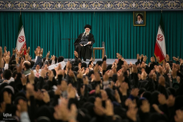 دیدار رمضانی دانشجویان با رهبر انقلاب