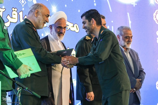 محفل انس با قرآن و دومین جشنواره قرآنی نور سپاه