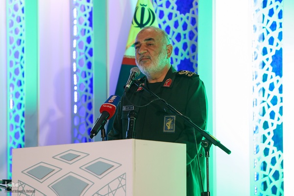 محفل انس با قرآن و دومین جشنواره قرآنی نور سپاه