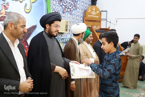 جزءخوانی قرآن در مسجد امام موسی کاظم(ع) کارون