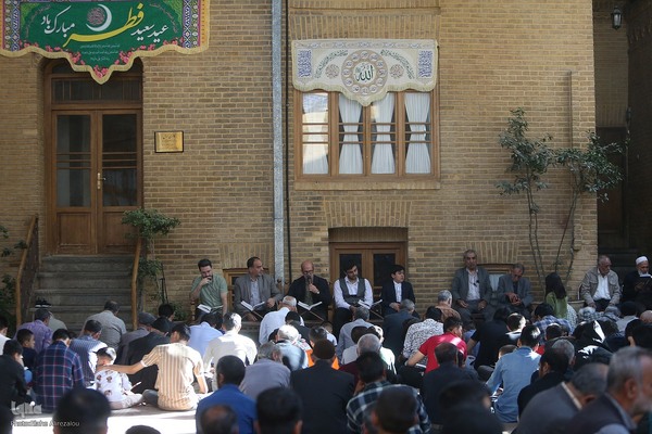 جزء خوانی قرآن کریم در خانه موزه شهید مدرس