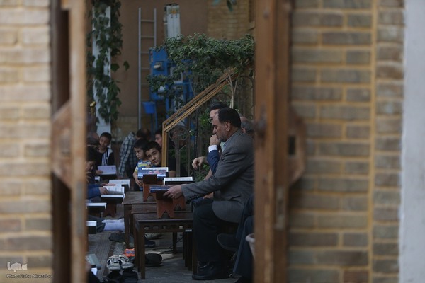 جزء خوانی قرآن کریم در خانه موزه شهید مدرس