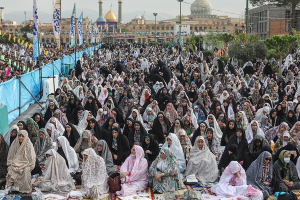 نماز عید سعید فطر در حرم حضرت عبدالعظیم(ع)