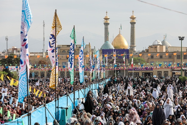 نماز عید سعید فطر در حرم حضرت عبدالعظیم(ع)