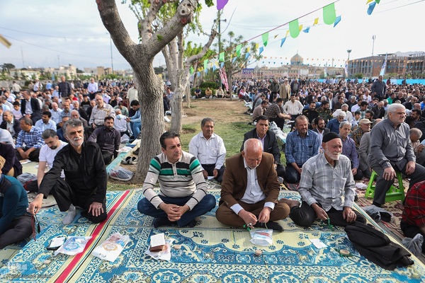 نماز عید سعید فطر در حرم حضرت عبدالعظیم(ع)