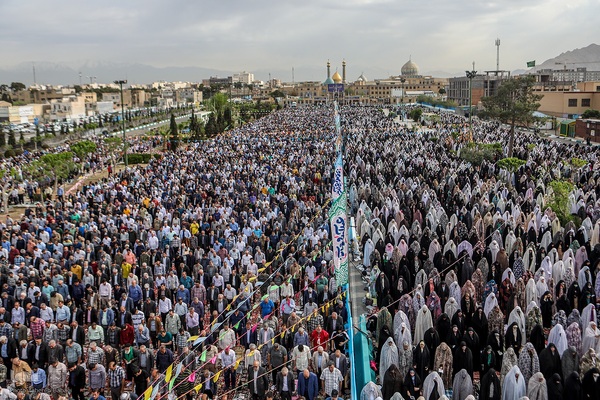 نماز عید سعید فطر در حرم حضرت عبدالعظیم(ع)