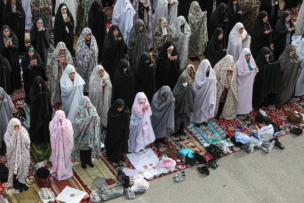 نماز عید سعید فطر در حرم حضرت عبدالعظیم(ع)