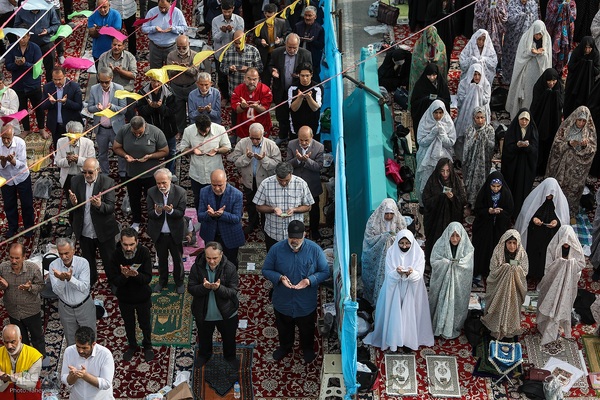 نماز عید سعید فطر در حرم حضرت عبدالعظیم(ع)