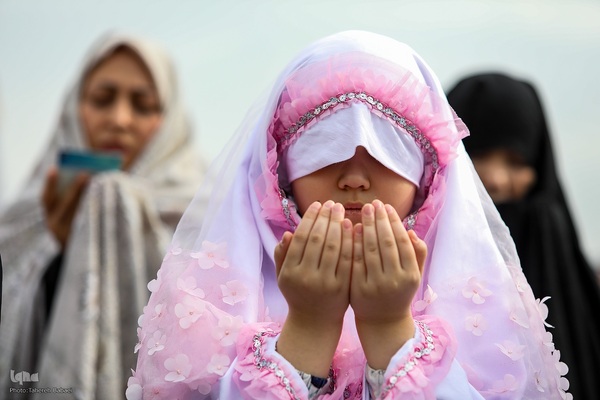 نماز عید سعید فطر در حرم حضرت عبدالعظیم(ع)