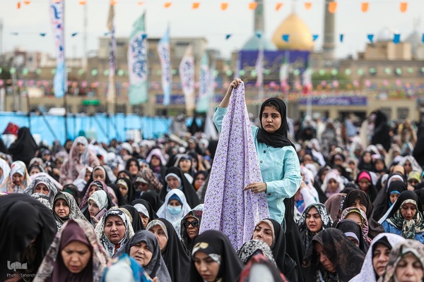 نماز عید سعید فطر در حرم حضرت عبدالعظیم(ع)