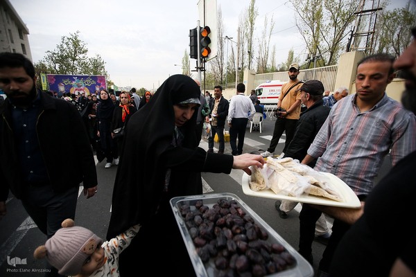 حواشی نماز بندگی و همبستگی عید فطر در تهران
