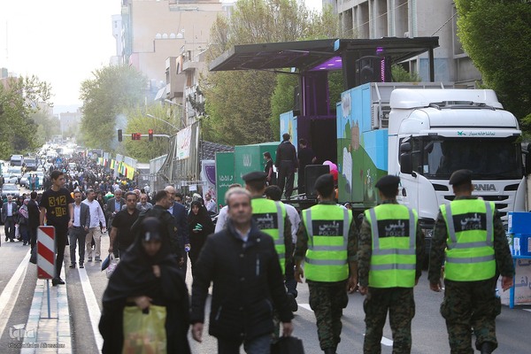 حواشی نماز بندگی و همبستگی عید فطر در تهران