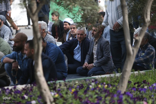 حواشی نماز بندگی و همبستگی عید فطر در تهران