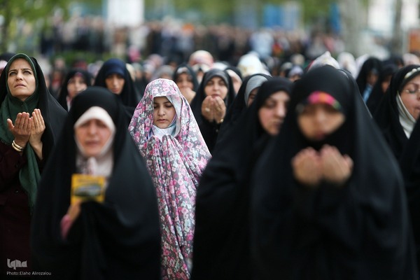 حواشی نماز بندگی و همبستگی عید فطر در تهران