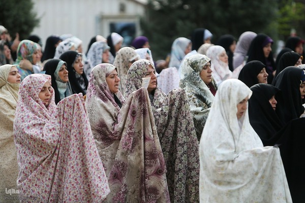 حواشی نماز بندگی و همبستگی عید فطر در تهران