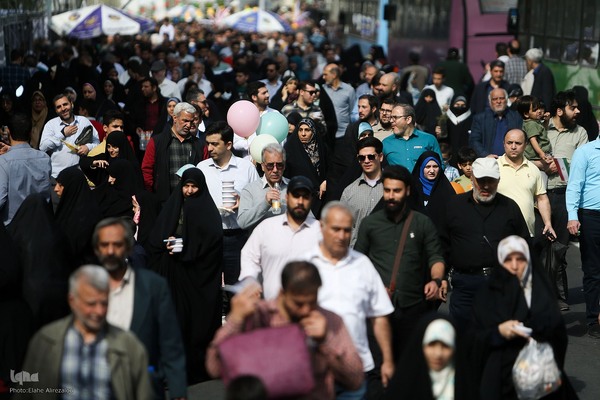 حواشی نماز بندگی و همبستگی عید فطر در تهران