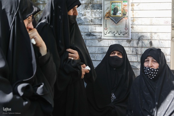 مراسم تشییع و تدفین پیکر مرحوم مغفور حاج ولی‌الله پوراحمدی