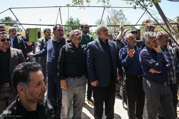 مراسم تشییع و تدفین پیکر مرحوم مغفور حاج ولی‌الله پوراحمدی