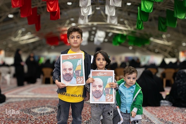 مراسم هفتمین روز شهادت سردار زاهدی در اصفهان