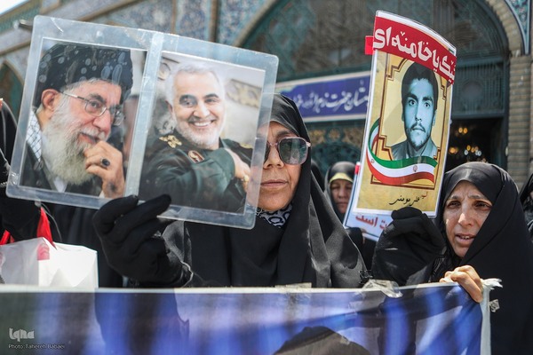 تجمع عفاف و حجاب در مسجد امام خمینی بازار