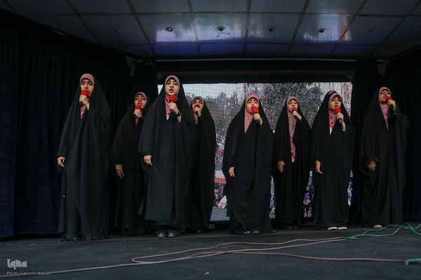 تجمع مردمی در پی حمایت حمله موشکی به رژیم صهیونیستی