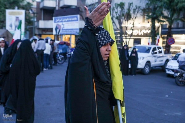 تجمع مردمی در پی حمایت حمله موشکی به رژیم صهیونیستی