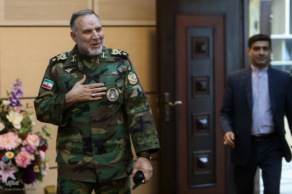 نشست خبری روز ارتش جمهوری اسلامی ایران